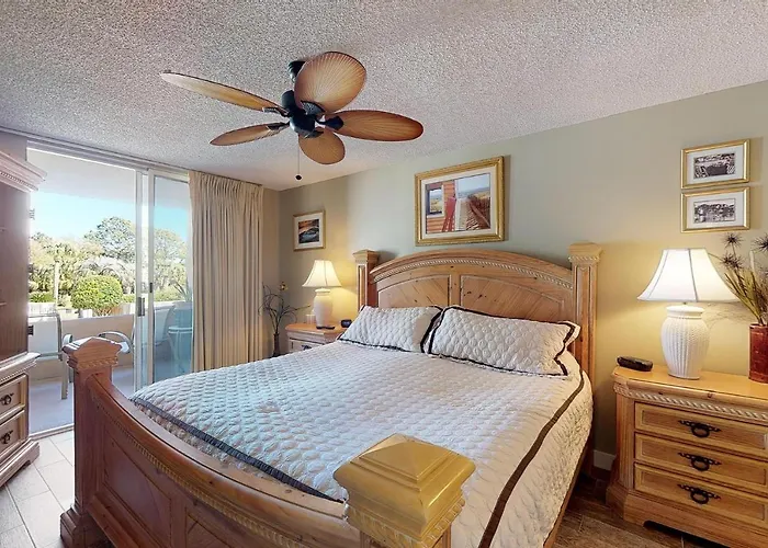 North Breakers - Unit 202, Wood Ave